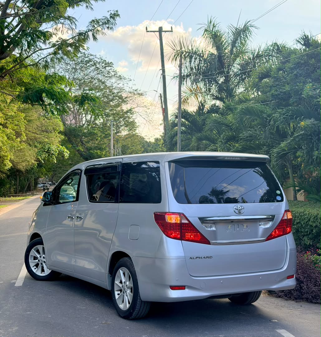 TOYOTA ALPHARD thumbnail 2